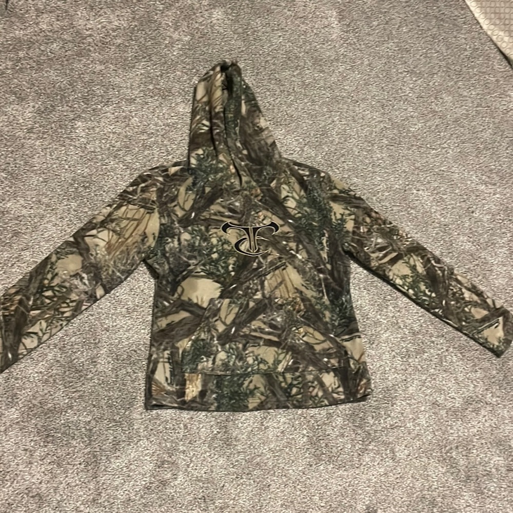 Youth True Timber Camo Fleece Hoodie Size Medium - See dimensions in photos